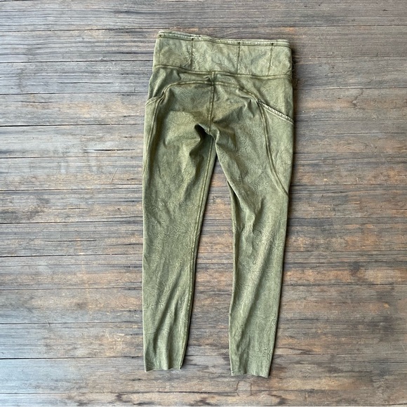 Lululemon Fast & Free “Ice Dye” 8 Leggings Bundle - Picture 9 of 13